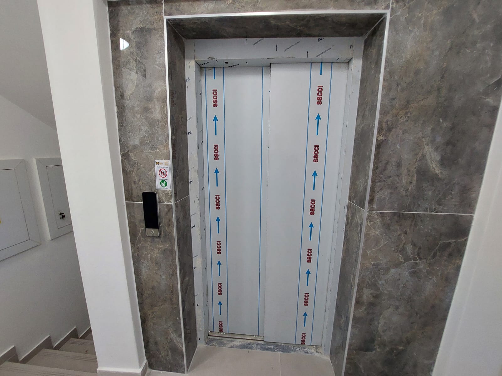 MABEL'DEN CUM. MAHALLESİNDE SIFIR EŞYALI KİRALIK1+1 DAİRE